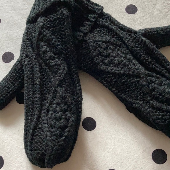 Fleece lined mittens - Picture 3 of 4